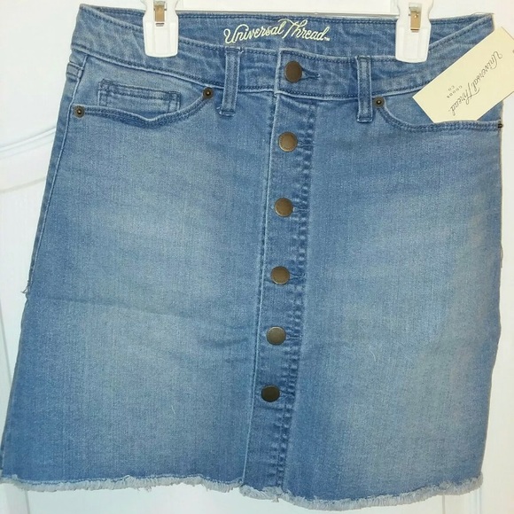 NWT Denim Skirt Universal Threads - Picture 2 of 2